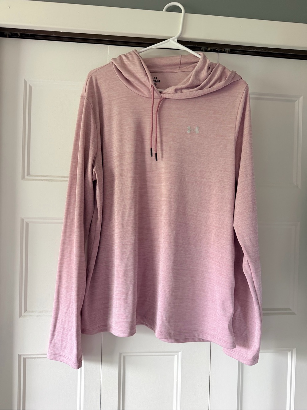 Under Armour Hooded Long Sleeve Pullover